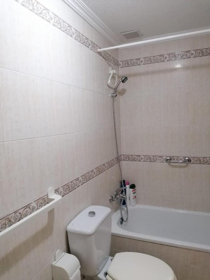 Gemuetliche Ferienwohnung In Torrevieja Ca100M Vom Strand Playa Del Cura Entfernt Ngoại thất bức ảnh