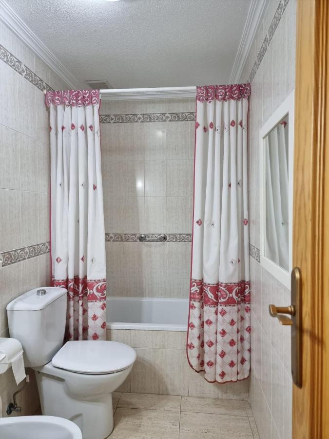 Gemuetliche Ferienwohnung In Torrevieja Ca100M Vom Strand Playa Del Cura Entfernt Ngoại thất bức ảnh