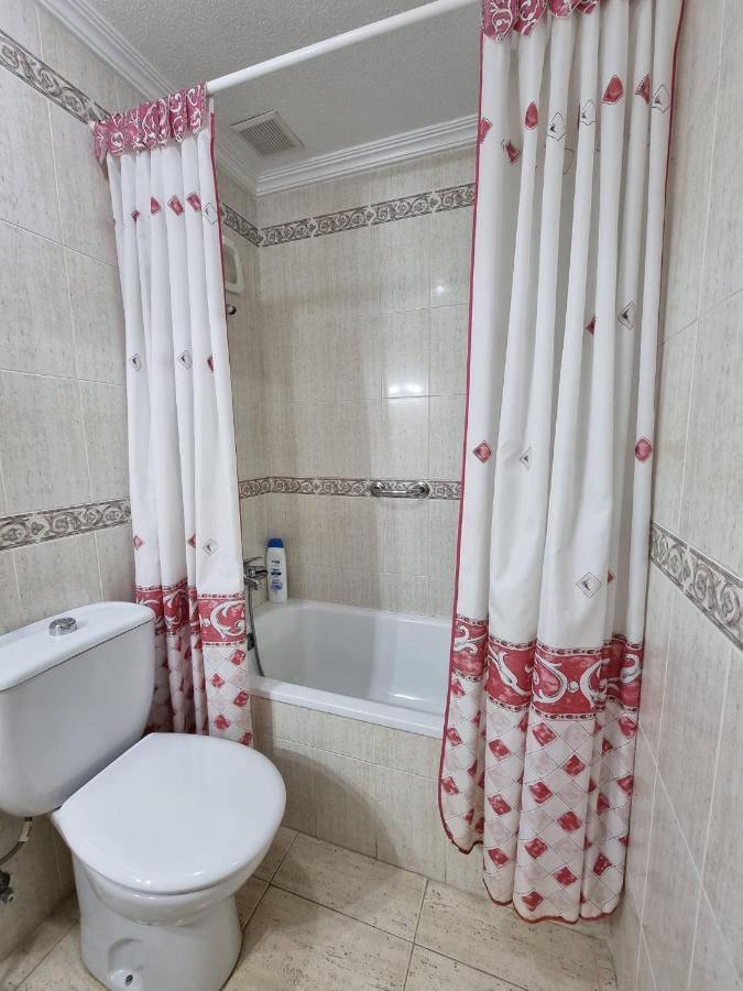 Gemuetliche Ferienwohnung In Torrevieja Ca100M Vom Strand Playa Del Cura Entfernt Ngoại thất bức ảnh