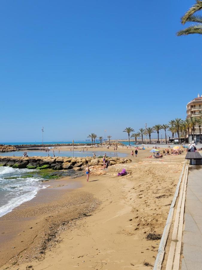 Gemuetliche Ferienwohnung In Torrevieja Ca100M Vom Strand Playa Del Cura Entfernt Ngoại thất bức ảnh
